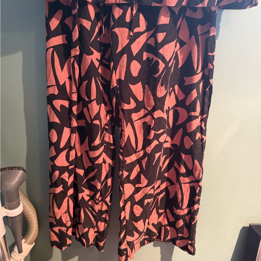 Black and Pink Abstract Patterned Set - Picture 3 of 10